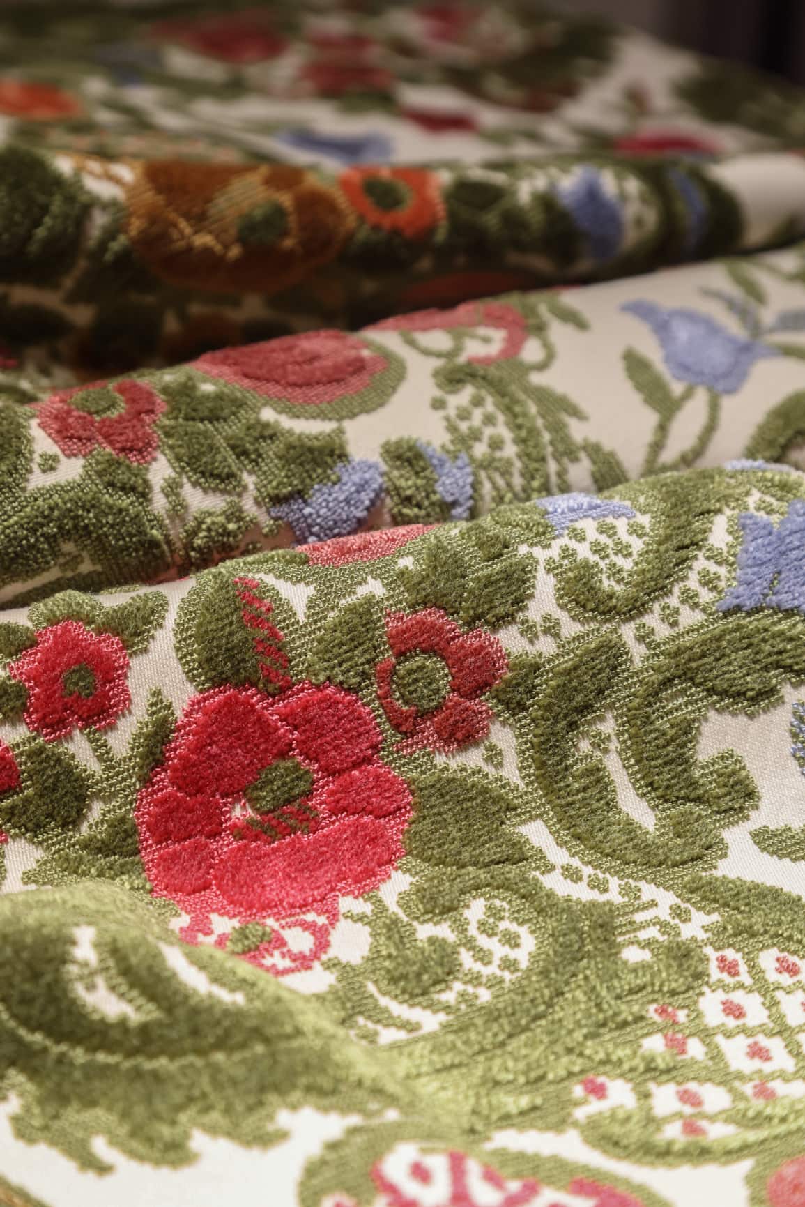 JBL Jacquard Məxmər Fərdiləşdirmə Rəngli Çiçəksiz Nümunə Kəsilmiş Xovlu Parça Divan üçün Lüks Ev Tekstili